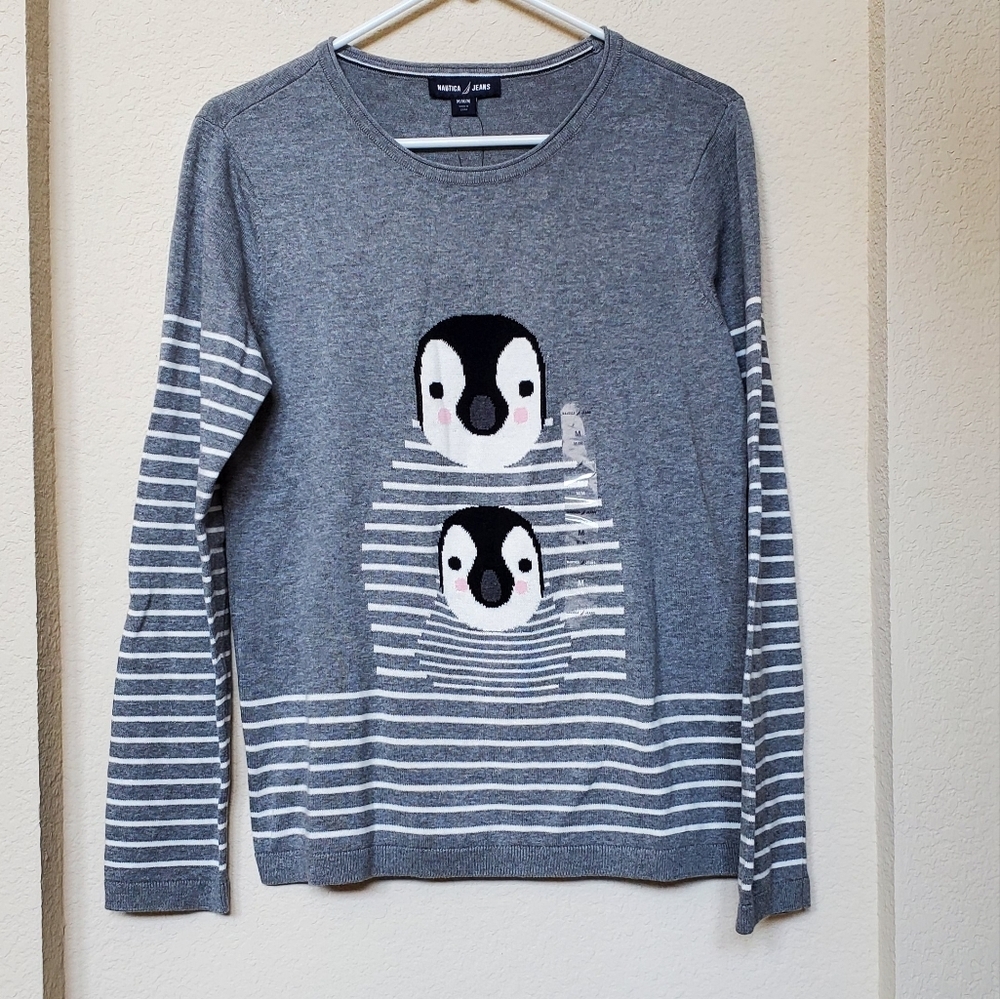 Nautica Gray Penguin Sweater. Size Medium
